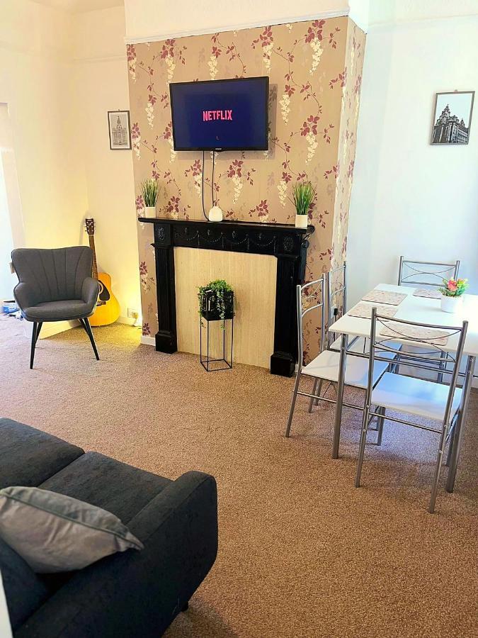 Rooms Anfield- 5 Mins From Lfc Liverpool Exterior photo