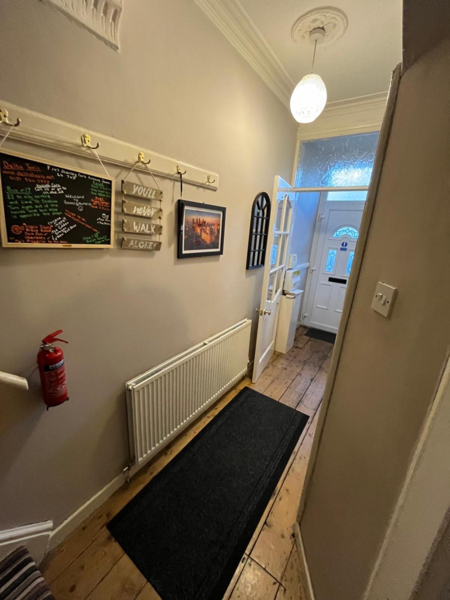 Rooms Anfield- 5 Mins From Lfc Liverpool Exterior photo